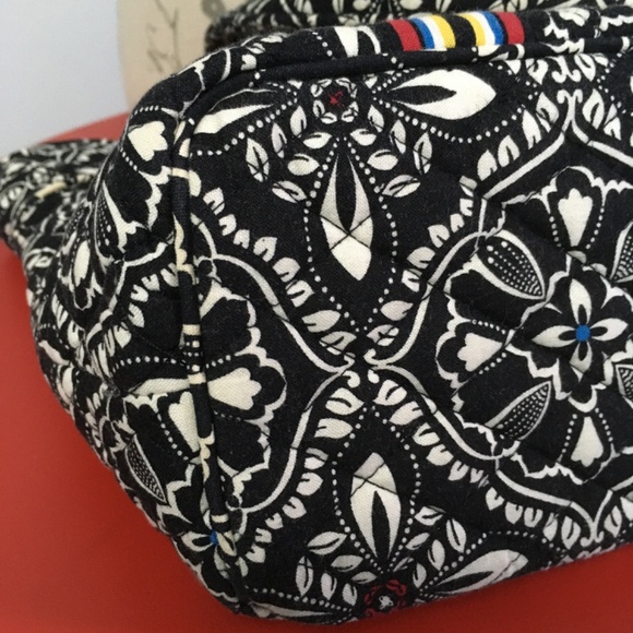 Vera Bradley Small Vera Tote Bag in Barcelona Print Fabric Black/White/Multi - Picture 9 of 10